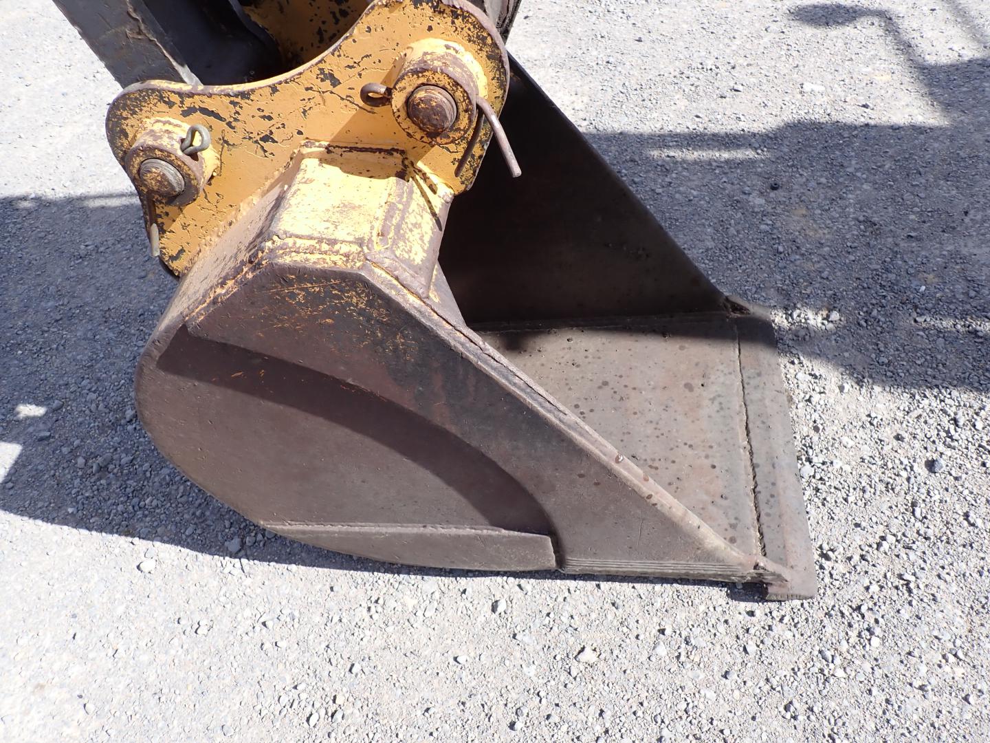 ./imagenes/INVOICE/2019/16595/EXCAVADORA FERROCARRILERA SOBRE LLANTAS SWINGMASTER_ 181 (34).JPG